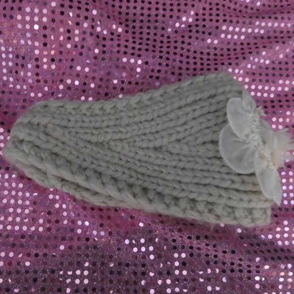 Stylish Crochet Winter Headband With Flowers | Adjustable | 100% Acrylic | OS - Picture 5 of 9